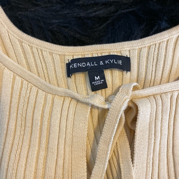 Kendall & Kylie Yellow Tie Top - Picture 3 of 3